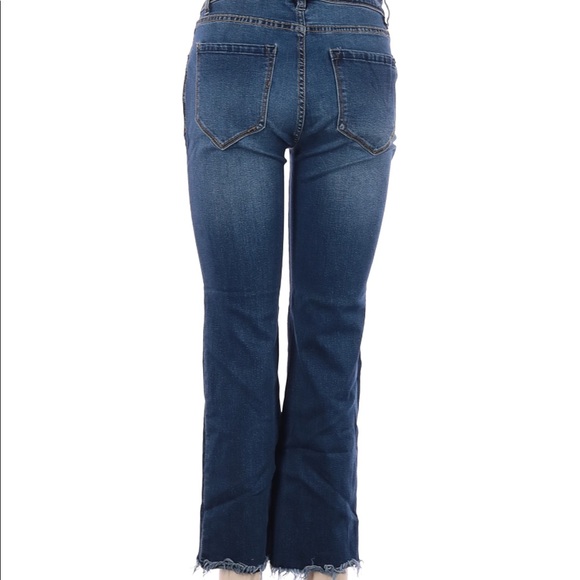 NWT Kensie Straight Ankle Crop Jeans - Picture 6 of 6